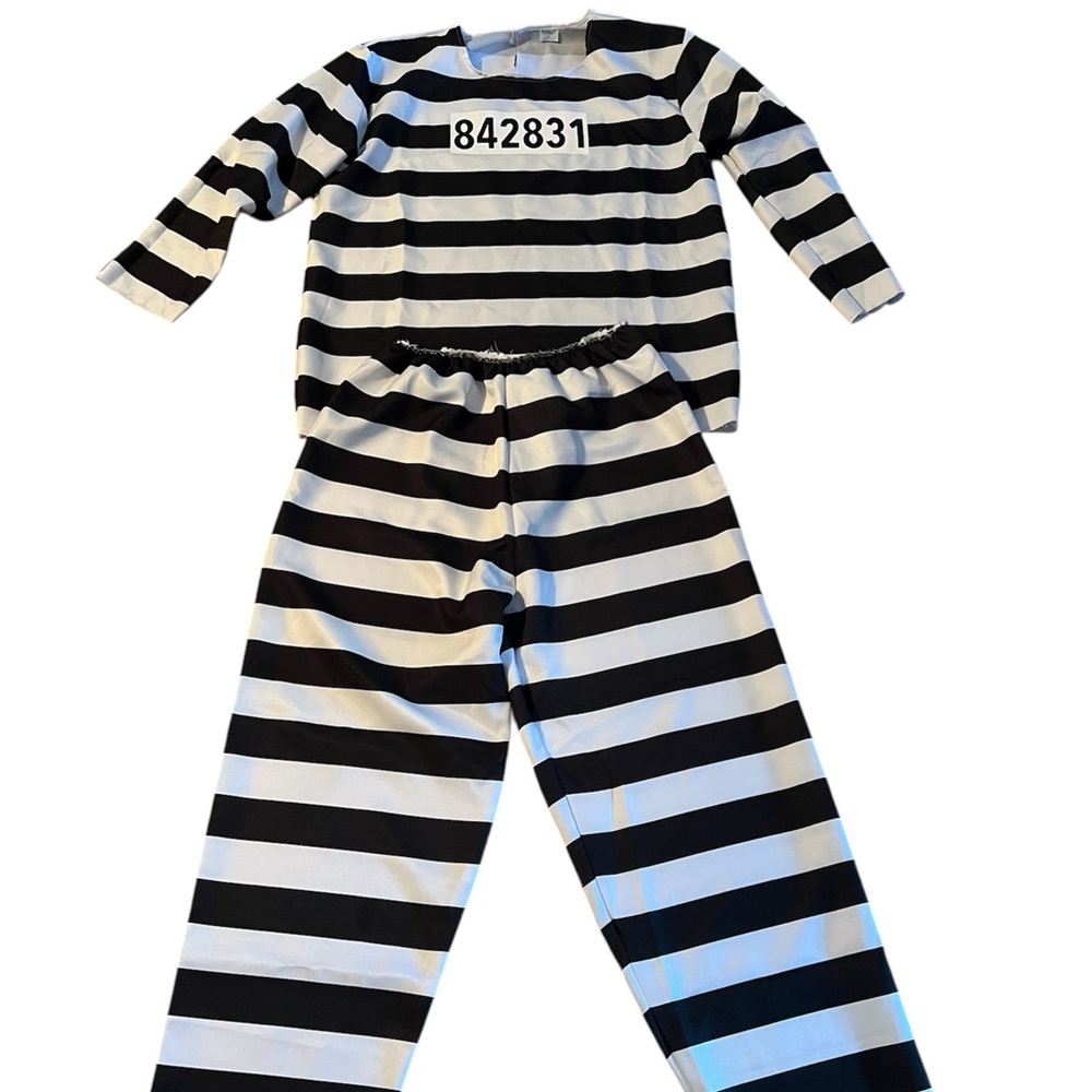 Costume